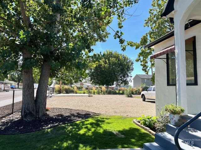 1223 N Ohio Ave., Caldwell, ID 83605