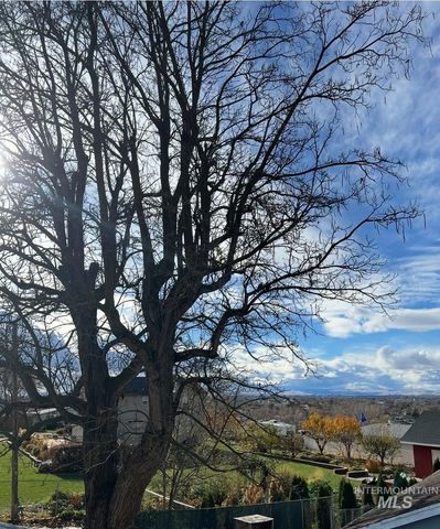 1223 N Ohio Ave., Caldwell, ID 83605