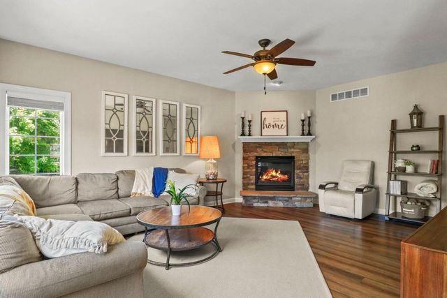 1223 Woodbridge Trail, Waunakee, WI 53597