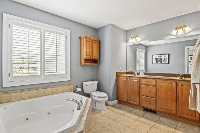 1223 Woodbridge Trail, Waunakee, WI 53597