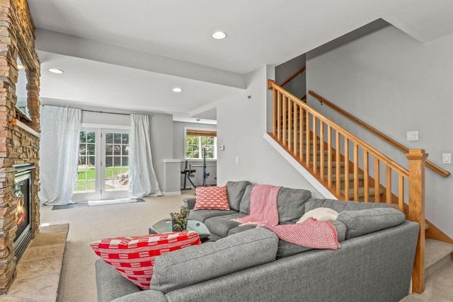1223 Woodbridge Trail, Waunakee, WI 53597