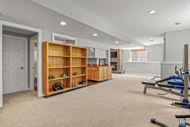 1223 Woodbridge Trail, Waunakee, WI 53597