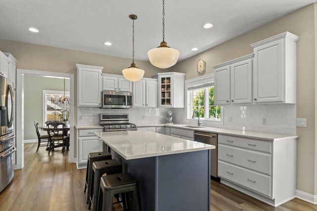1223 Woodbridge Trail, Waunakee, WI 53597