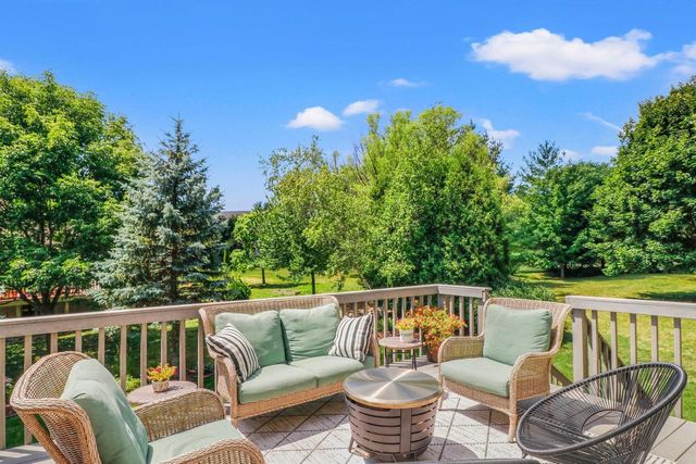 1223 Woodbridge Trail, Waunakee, WI 53597