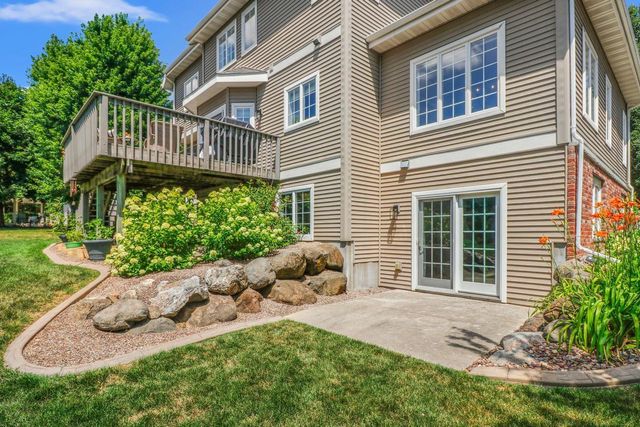 1223 Woodbridge Trail, Waunakee, WI 53597
