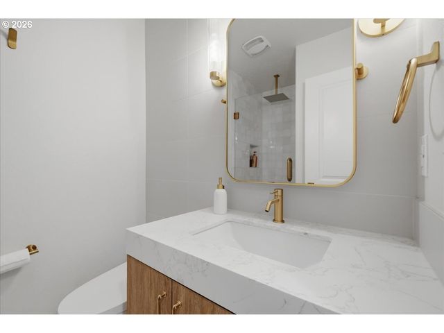 7320 N 93RD Loop, Camas, WA 98607