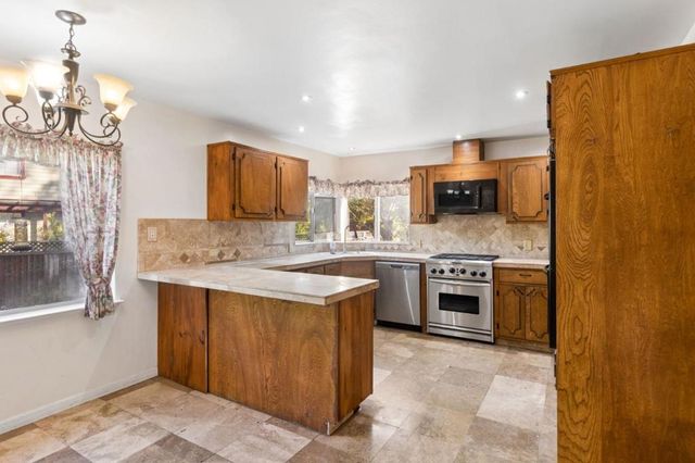 1551 Walters Avenue, Campbell, CA 95008