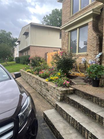 1971 W Lamar Street 2, Houston, TX 77019