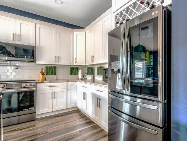 7507 N DARTMOUTH AVENUE, Tampa, FL 33604