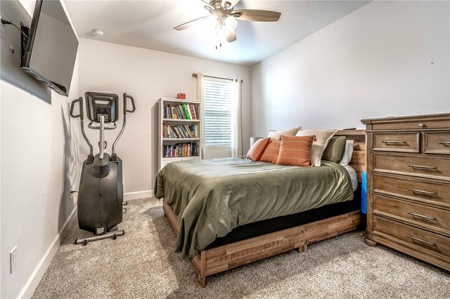 7507 N DARTMOUTH AVENUE, Tampa, FL 33604