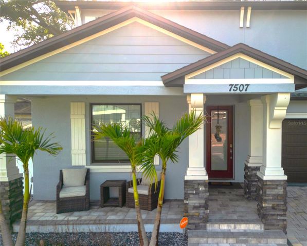 7507 N DARTMOUTH AVENUE, Tampa, FL 33604