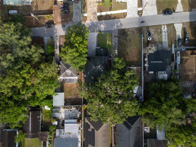 7507 N DARTMOUTH AVENUE, Tampa, FL 33604