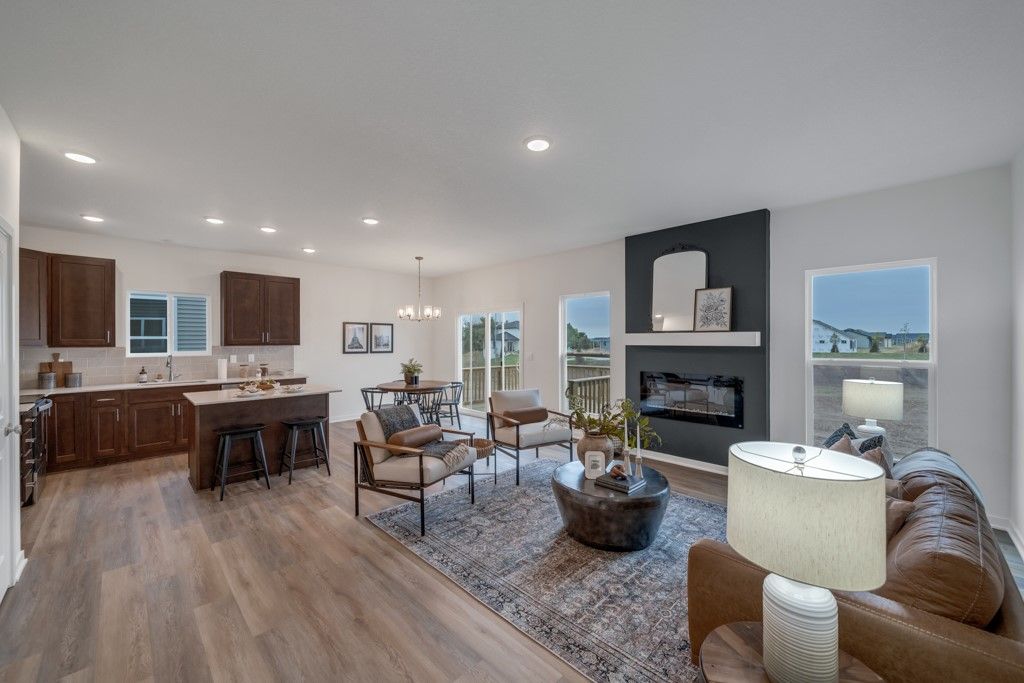 150 NW Rolling Circle, Waukee, IA 50263