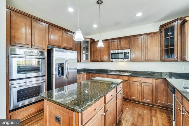 25202 PRAIRIE FIRE SQ, Aldie, VA 20105