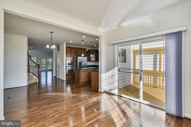 25202 PRAIRIE FIRE SQ, Aldie, VA 20105