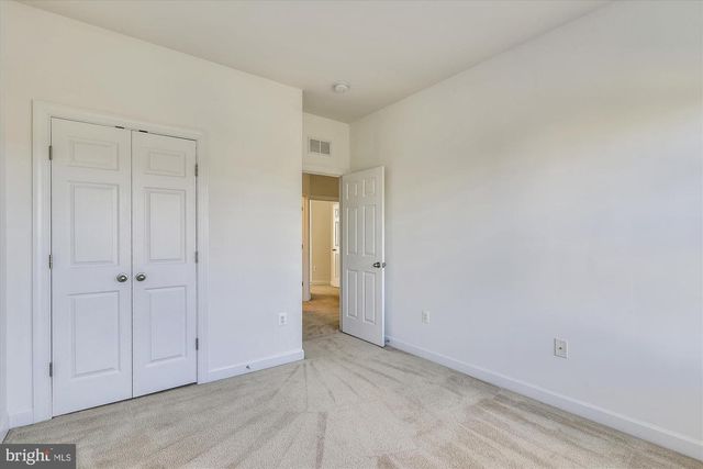 25202 PRAIRIE FIRE SQ, Aldie, VA 20105