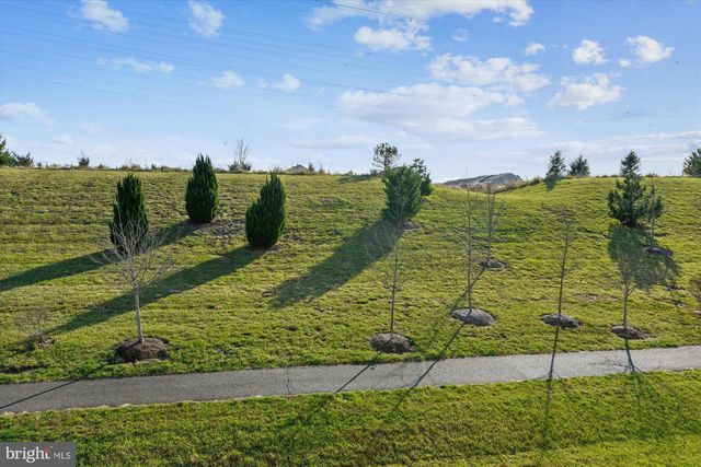25202 PRAIRIE FIRE SQ, Aldie, VA 20105