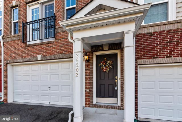 25202 PRAIRIE FIRE SQ, Aldie, VA 20105