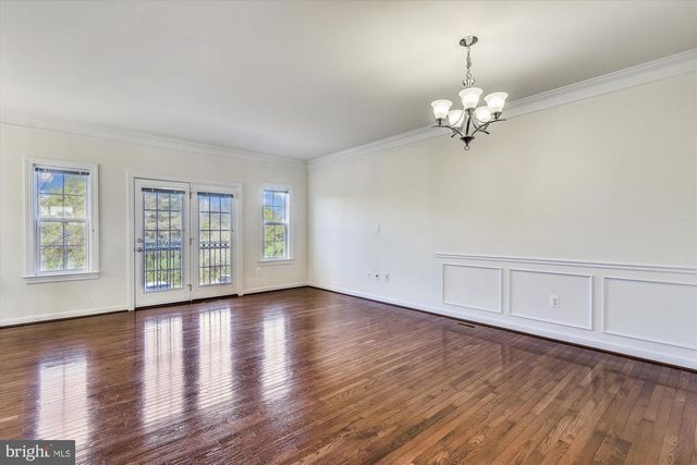 25202 PRAIRIE FIRE SQ, Aldie, VA 20105