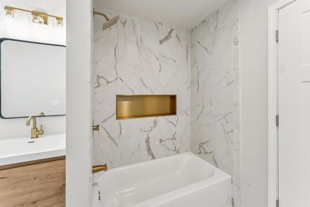 9550 Colgate Avenue, Clarkston, MI 48348