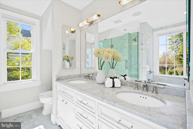 3213 FOXHALL RD NW, Washington, DC 20016