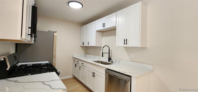 40344 Newport Drive, Plymouth, MI 48170