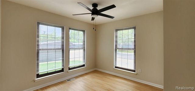 40344 Newport Drive, Plymouth, MI 48170