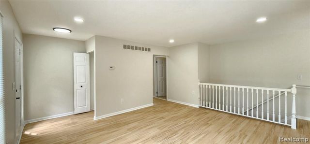 40344 Newport Drive, Plymouth, MI 48170