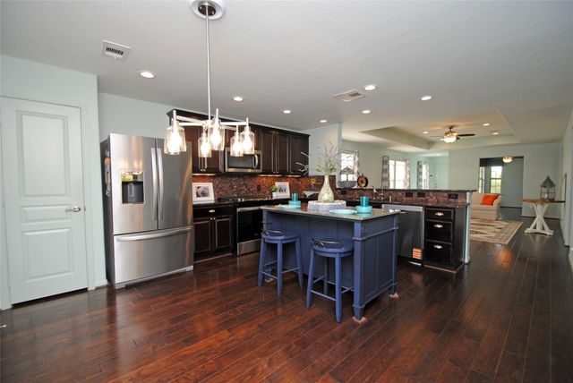 3831 County Seat Lane, Richmond, TX 77469