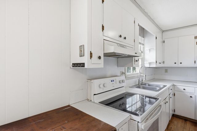 1330 Dennis Boulevard, Moncks Corner, SC 29461