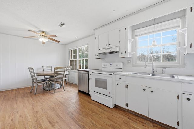 1330 Dennis Boulevard, Moncks Corner, SC 29461