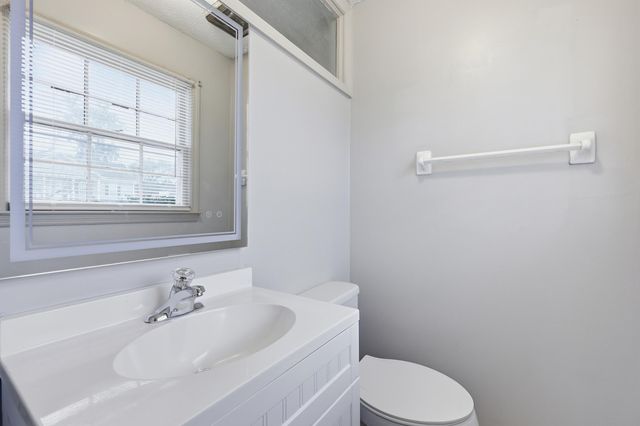 1330 Dennis Boulevard, Moncks Corner, SC 29461