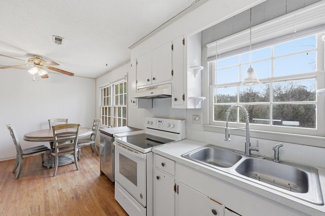 1330 Dennis Boulevard, Moncks Corner, SC 29461