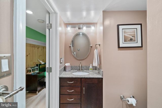 204 E MONTGOMERY ST, Baltimore, MD 21230