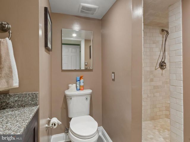 204 E MONTGOMERY ST, Baltimore, MD 21230