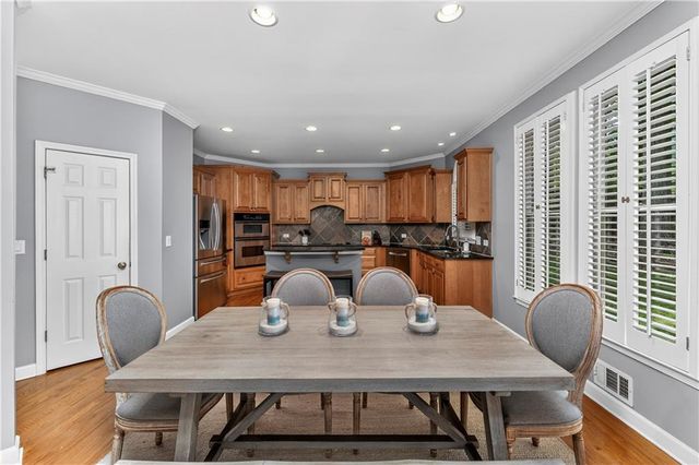 929 Ravenwood Way, Canton, GA 30115