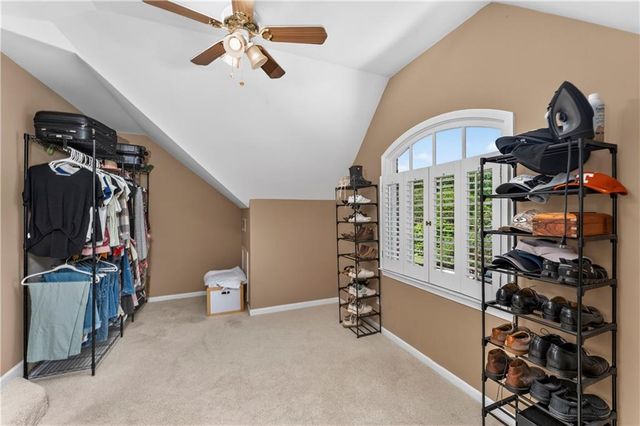 929 Ravenwood Way, Canton, GA 30115