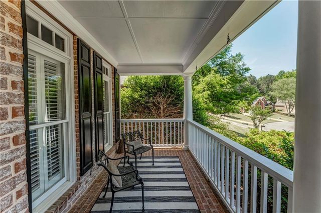 929 Ravenwood Way, Canton, GA 30115