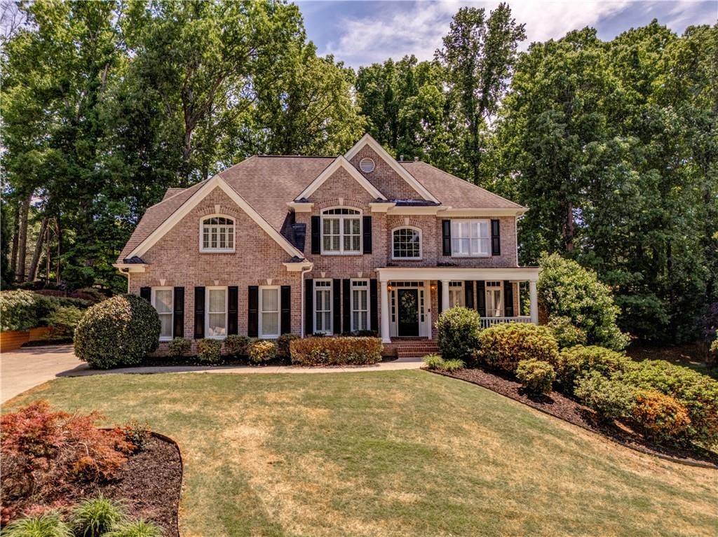 929 Ravenwood Way, Canton, GA 30115