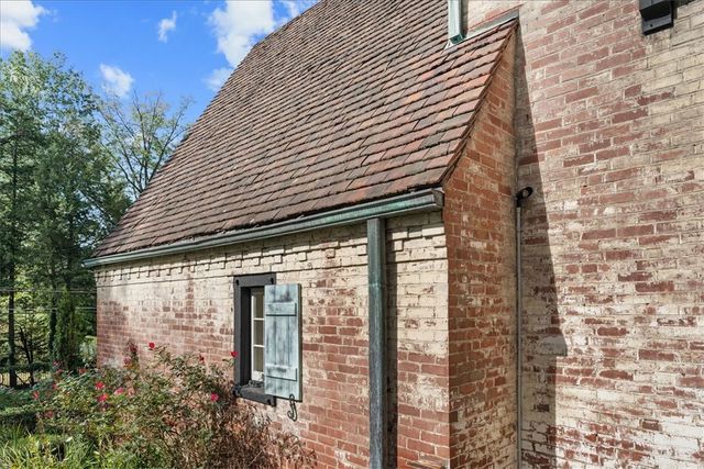 430 Woodland Rd, Edgeworth, PA 15143