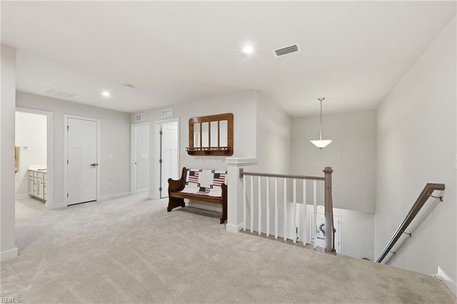 513 Eldridge LN, Chesapeake, VA 23323