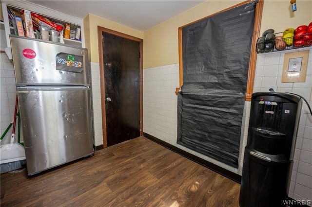 27 Hewitt Avenue, Buffalo, NY 14215