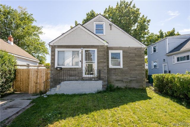 27 Hewitt Avenue, Buffalo, NY 14215