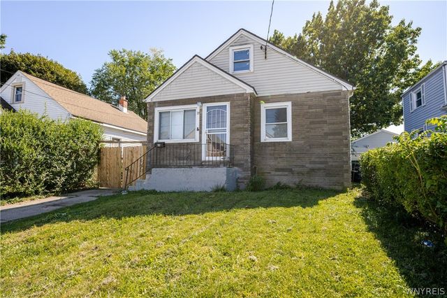 27 Hewitt Avenue, Buffalo, NY 14215