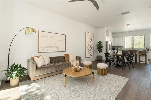 3700 Clawson RD 301, Austin, TX 78704