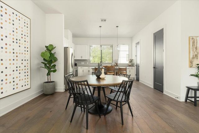 3700 Clawson RD 301, Austin, TX 78704