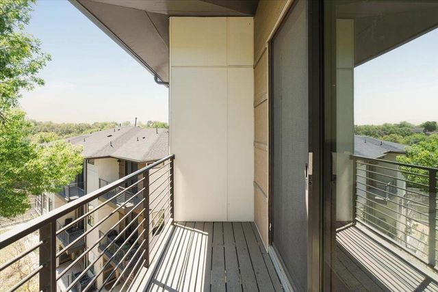 3700 Clawson RD 301, Austin, TX 78704