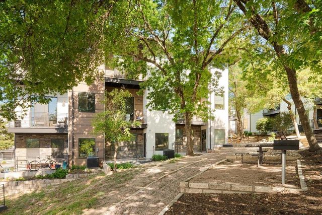 3700 Clawson RD 301, Austin, TX 78704