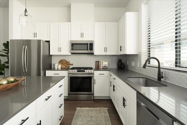 3700 Clawson RD 301, Austin, TX 78704