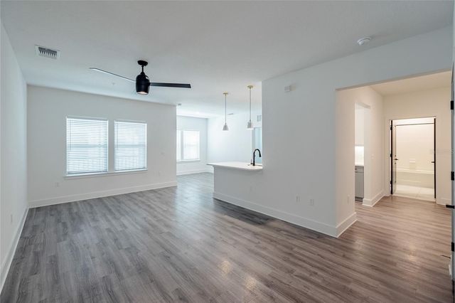 1420 LAKEFRONT DRIVE 6413, Sarasota, FL 34240
